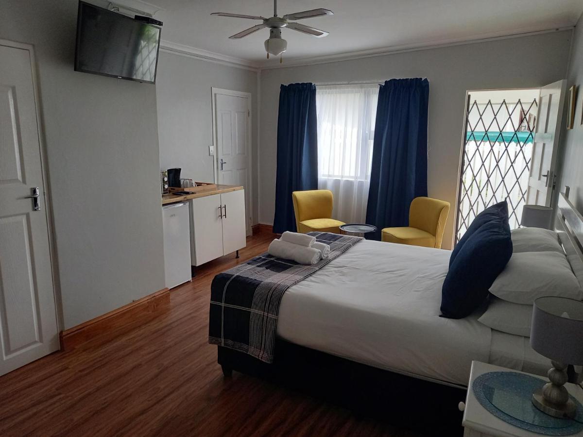 Friendz Guesthouse Knysna Exterior photo